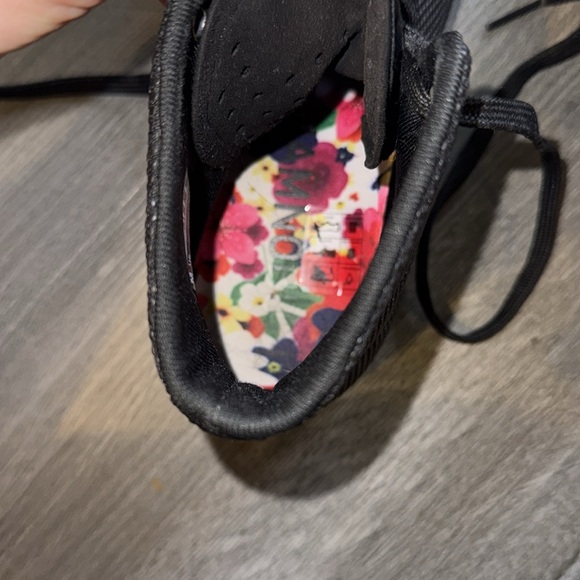 NoBull High top sneakers ( barely broken in)
Floral bottom - Picture 6 of 10